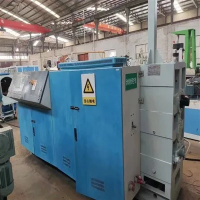 Postoje li postprodajne usluge za rabljene ekstrudere za plastične cijevi?